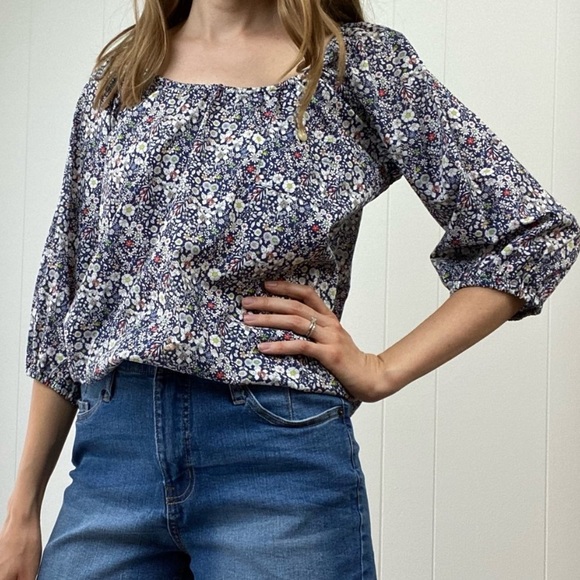 3 × $25 🎁 J. Crew Liberty Floral Peasant Top - Picture 2 of 7